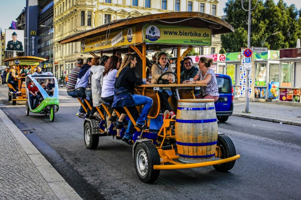 Khám phá 20 phương tiện chở khách độc đáo trên thế giới 13