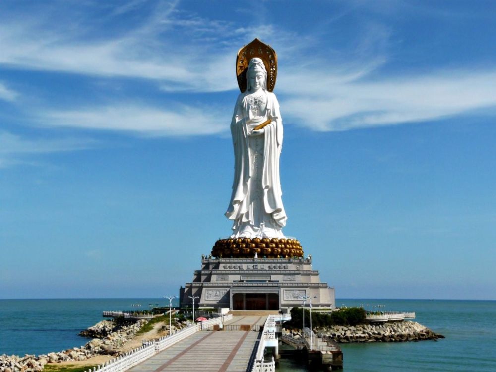 Khám phá những bức tượng cao nhất thế giới 7