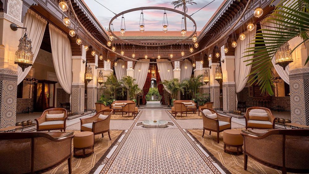 Không khí cổ tích trong các khách sạn ở thành phố đỏ của Morocco 1