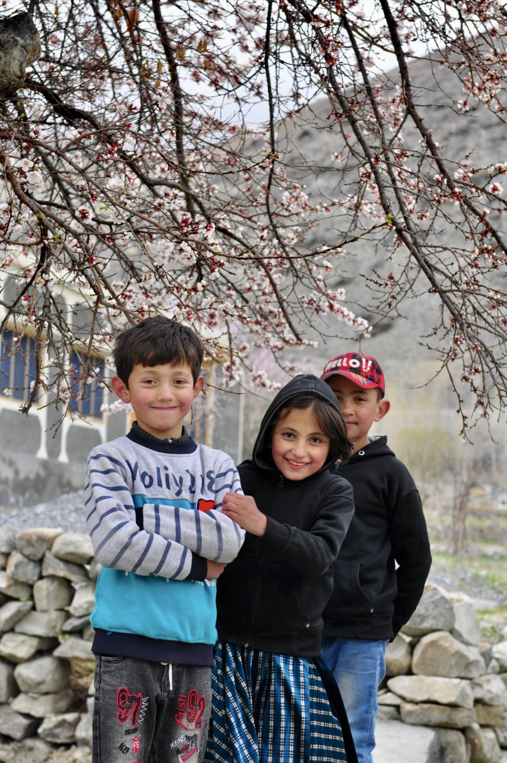 Lạc lối ở thung lũng Hunza: Pakistan bình yên đến ngỡ ngàng ảnh 2
