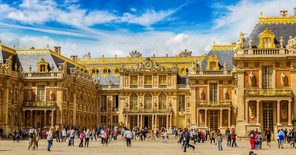 Lý do bạn nên du lịch Paris một lần trong đời 2