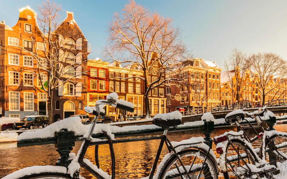 Ngắm những thành phố đẹp đến nao lòng trong mùa đông - Ảnh 10