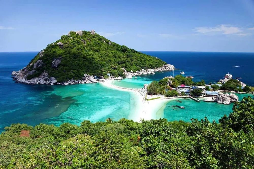 Những bãi biển tránh nóng dành cho du khách ở Châu Á 8