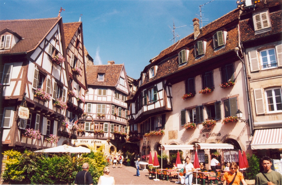 Say đắm vẻ đẹp ngôi làng trung cổ xinh xắn Colmar 2