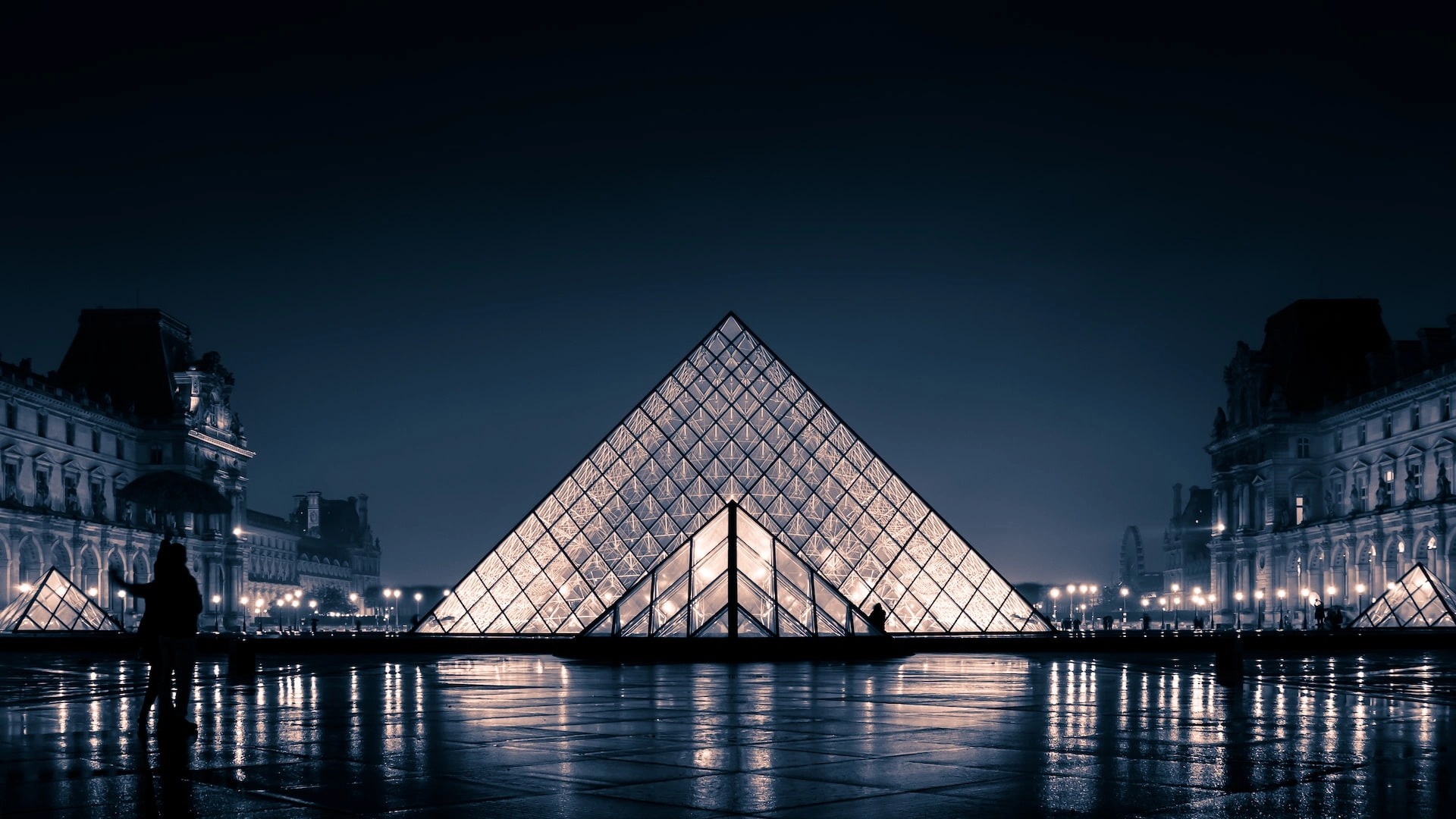 Tháp Eiffel tắt đèn sớm vì khủng hoảng năng lượng 2