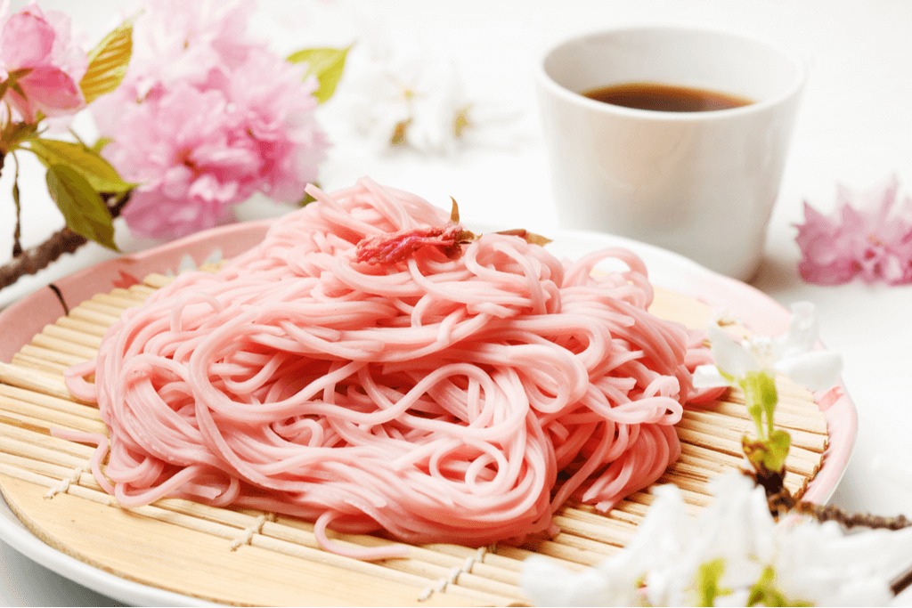 Trải nghiệm những món ăn từ hoa anh đào 6