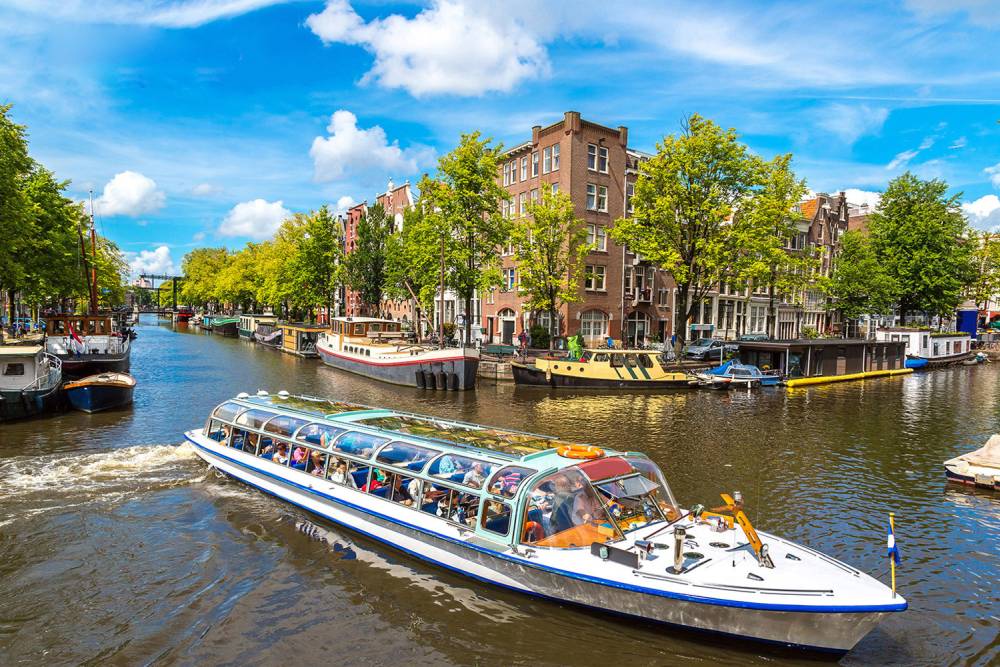 Sắc Xuân Châu Âu: Say Đắm Lễ Hội Hoa Keukenhof & Hành Trình 6 Nước