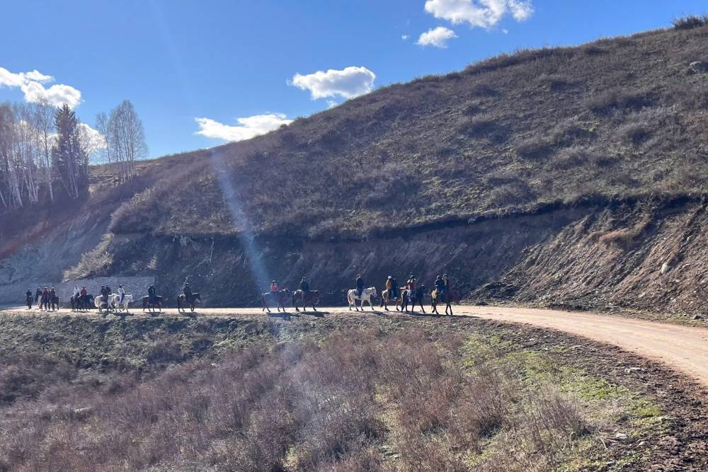 Tour Bắc Tân Cương: Urumqi - Kanas - Làng Hòa Mộc