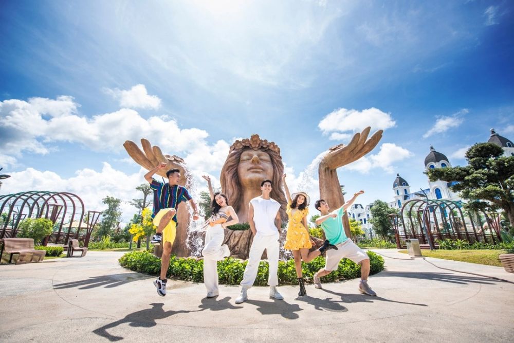 Tour Phú Quốc Đảo Ngọc - Thị Trấn Địa Trung Hải - 4 Đảo - Grand World