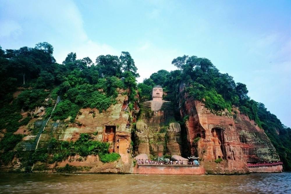 Tour Trung Quốc: Thành Đô - Cửu Trại Câu - Nga Mi Sơn - Lạc Sơn Đại Phật