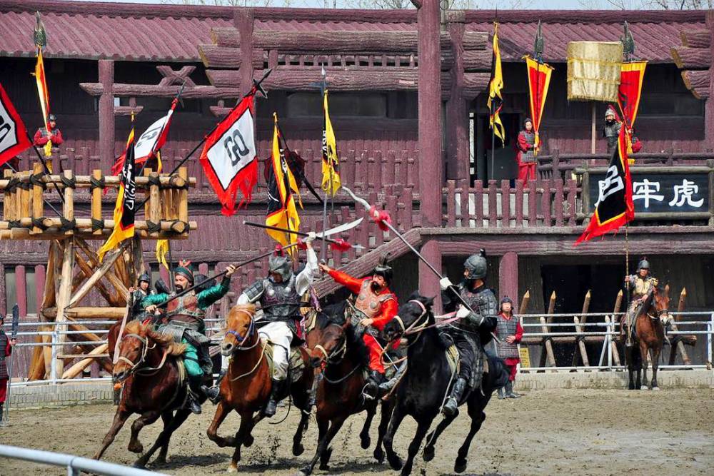 Tour Trung Quốc: Đặc Sắc Mùa Thu Trung Hoa Cung Đường Vàng và Phim trường Vô Tích (Vietnam Airlines)