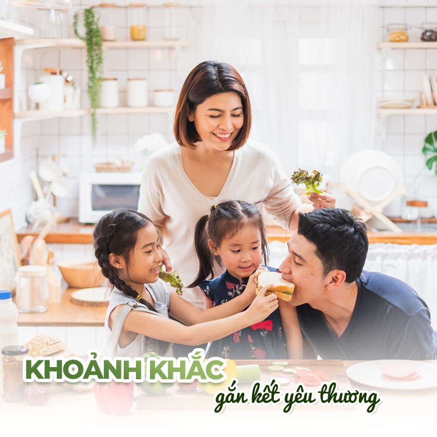 Bữa cơm gia đình ấm cúng, khoảnh khắc gắn kết yêu thương