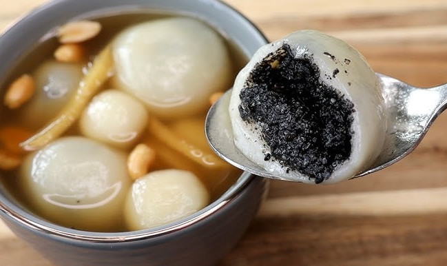 CHÈ TRÔI NƯỚC NHÂN MÈ ĐEN SPRINGHOME 200G