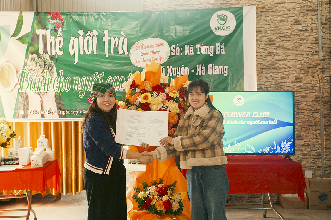 LỄ KHAI TRƯƠNG THẾ GIỚI TRÀ DÀNH CHO NGƯỜI CAO TUỔI XÃ TÙNG BÁ, HUYỆN VỊ XUYÊN, TỈNH HÀ GIANG.