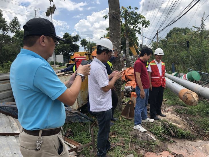 Dịch vụ khoan ngầm bằng robot kéo ống ngầm qua đường