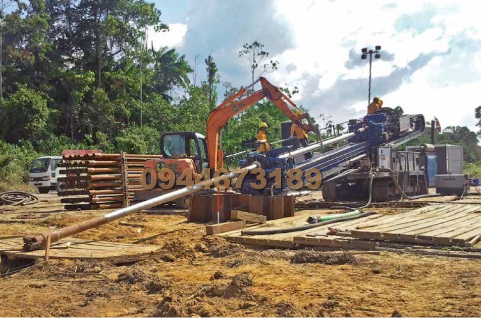 Khoan ngầm kéo ống dầu khí