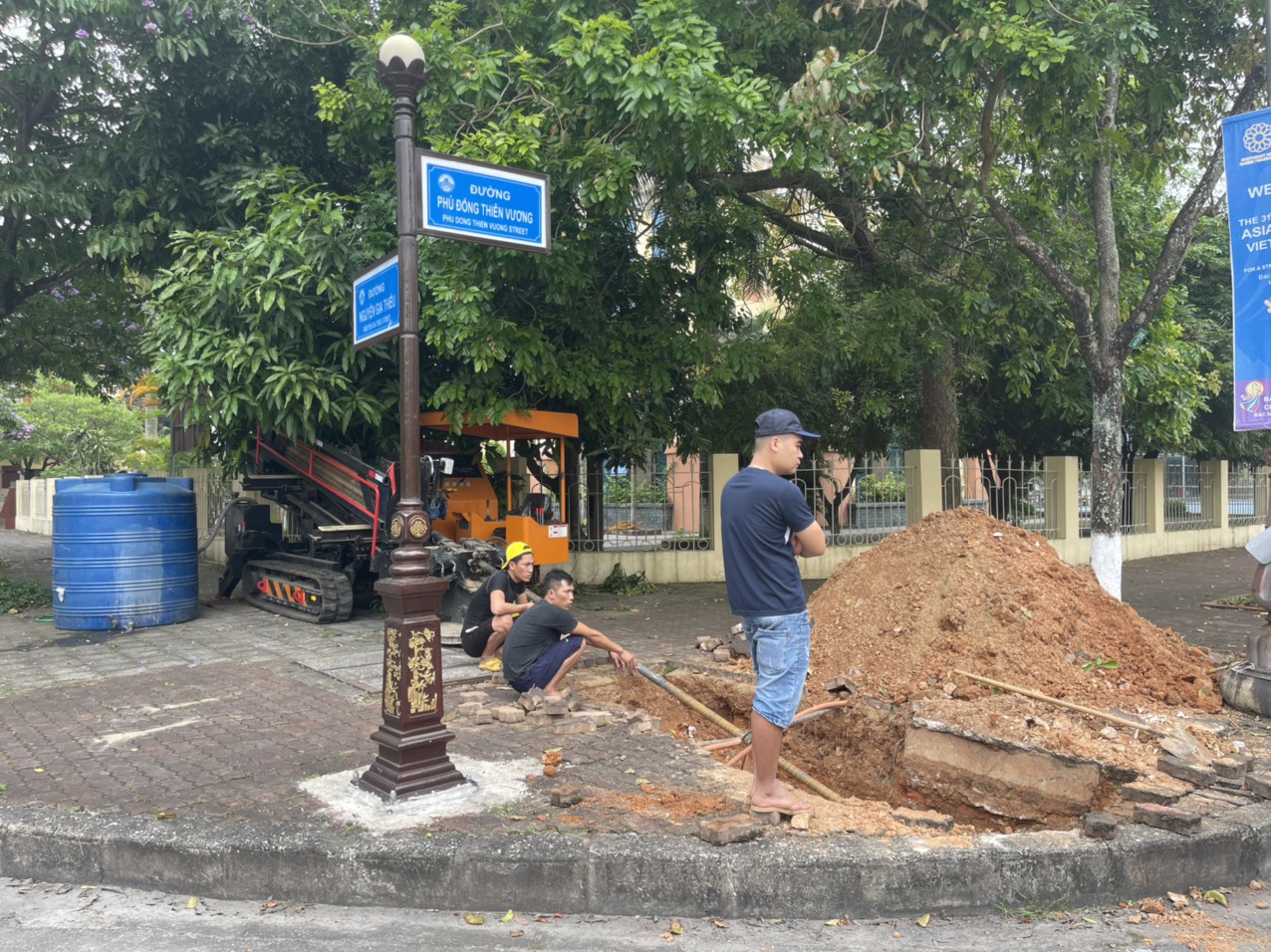 Khoan ngầm kéo ống trong đô thị