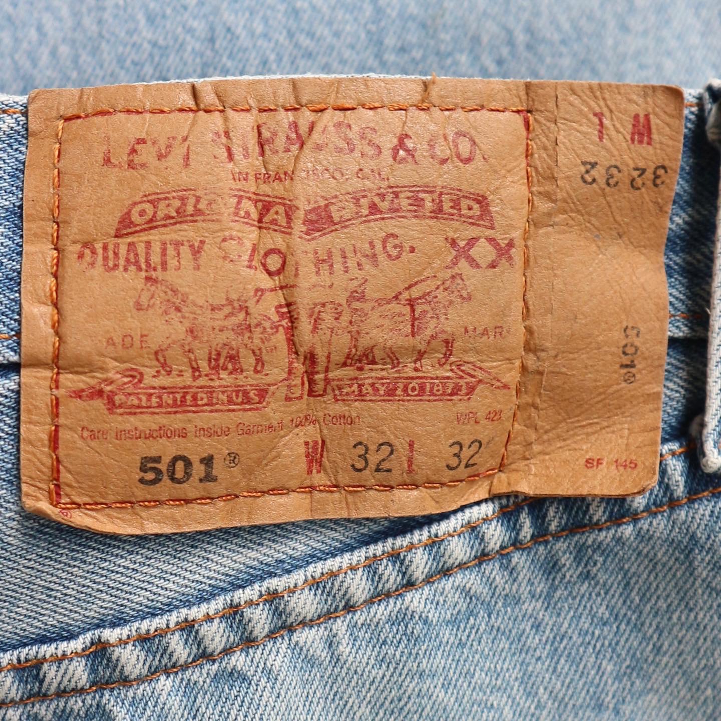 2000s Levi's 501 Jeans Size 31 denimister