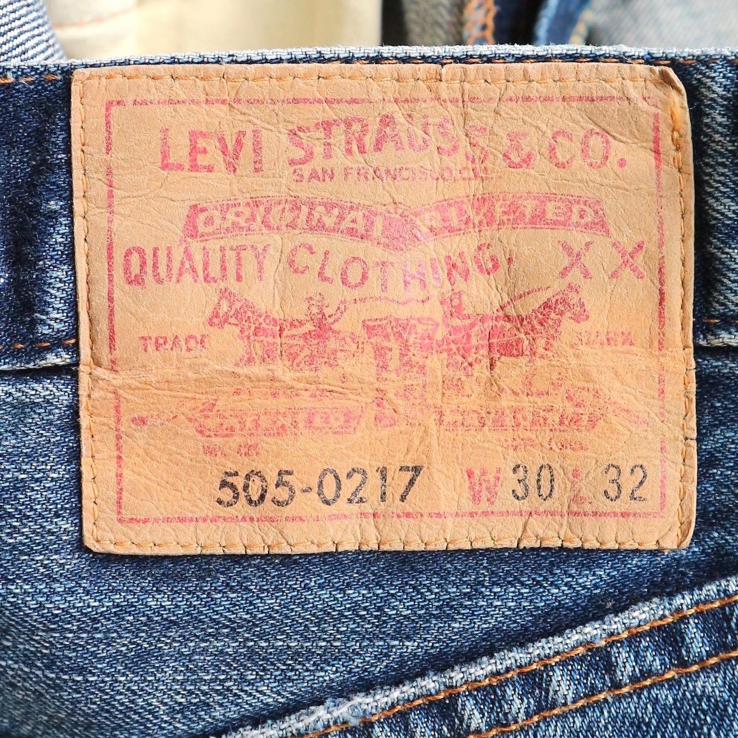 LEVI'S VINTAGE CLOTHING 1967 505 Selvedge Denim Jeans Size 29