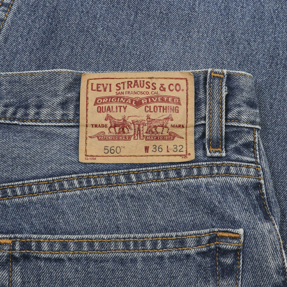 2000s Levi's 560 Denim Jeans Size 36