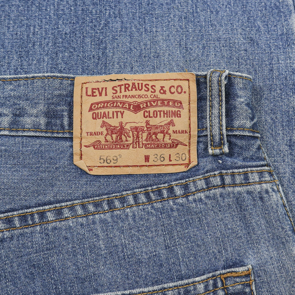 2000s Levi's 569 Denim Jeans Size 36