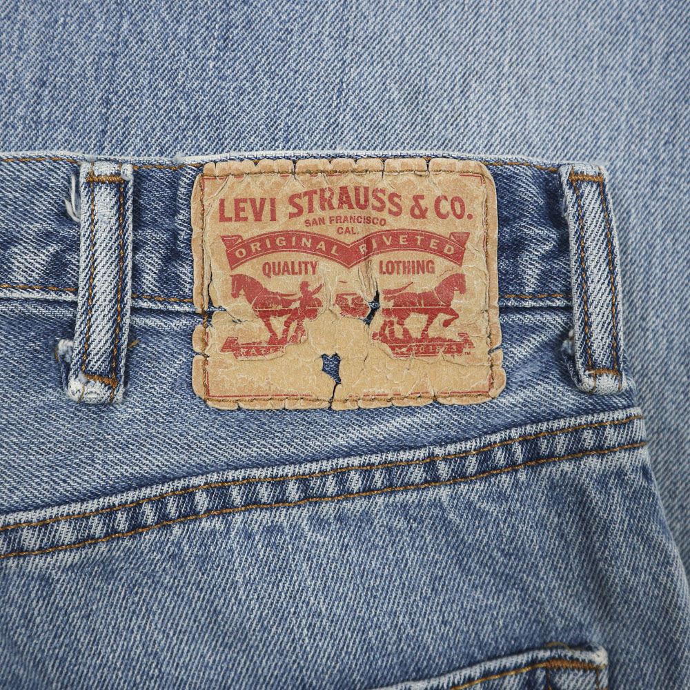 2010s Levi's 550 Denim Jeans Size 38