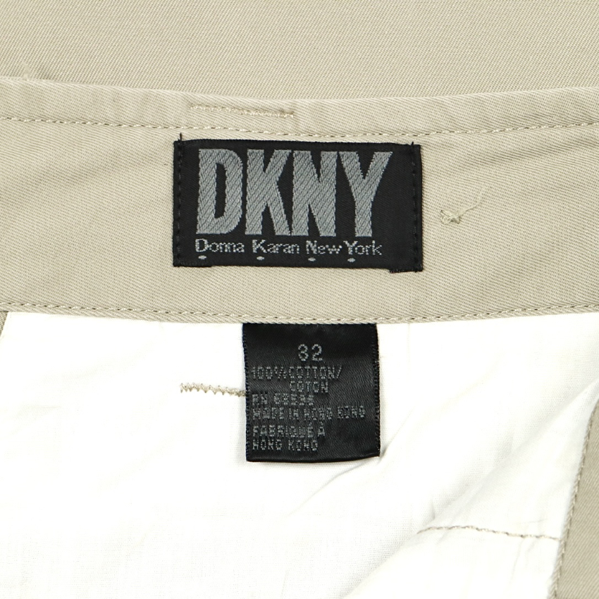 DKNY 90s Relaxed Fit Khaki Pants Size 32