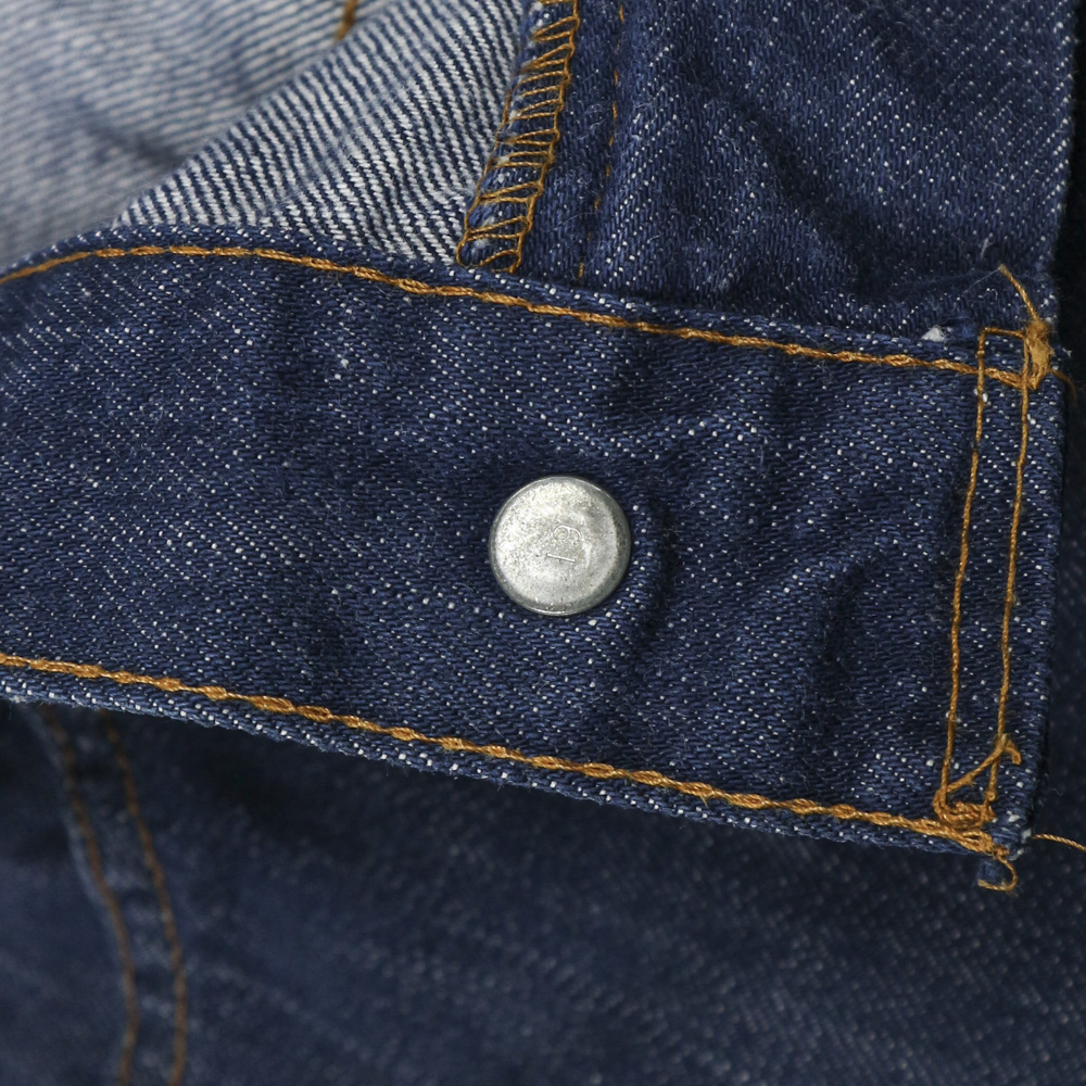 Vtg Early 70s Levi's Denim Bell Bottom Jeans Size 32