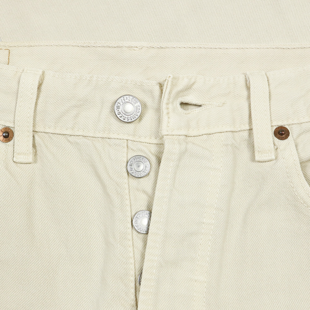 2000s Levi's 501 Ivory Denim Jeans Size 28