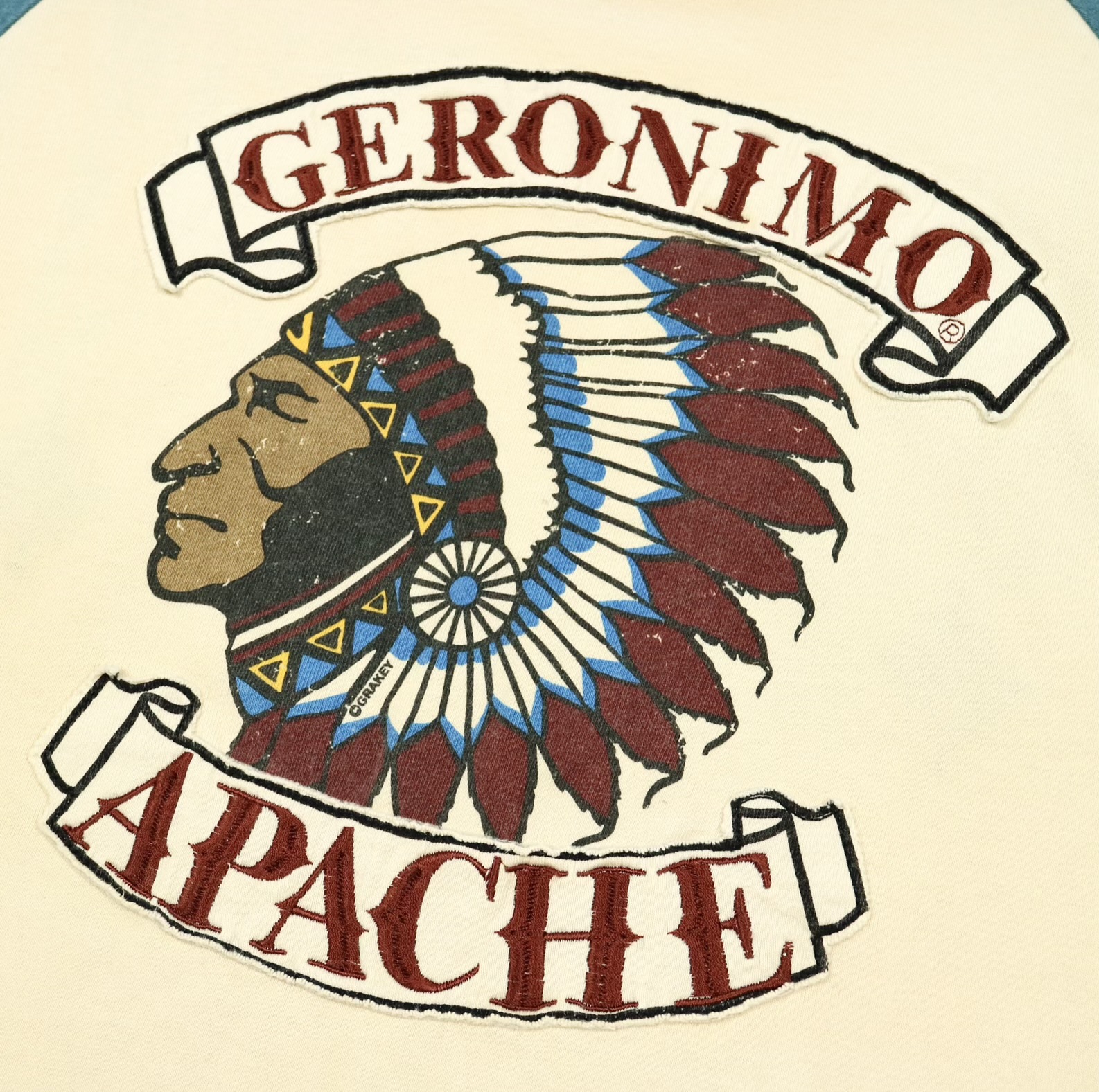 Geronimo Native Graphic T-Shirt Size M