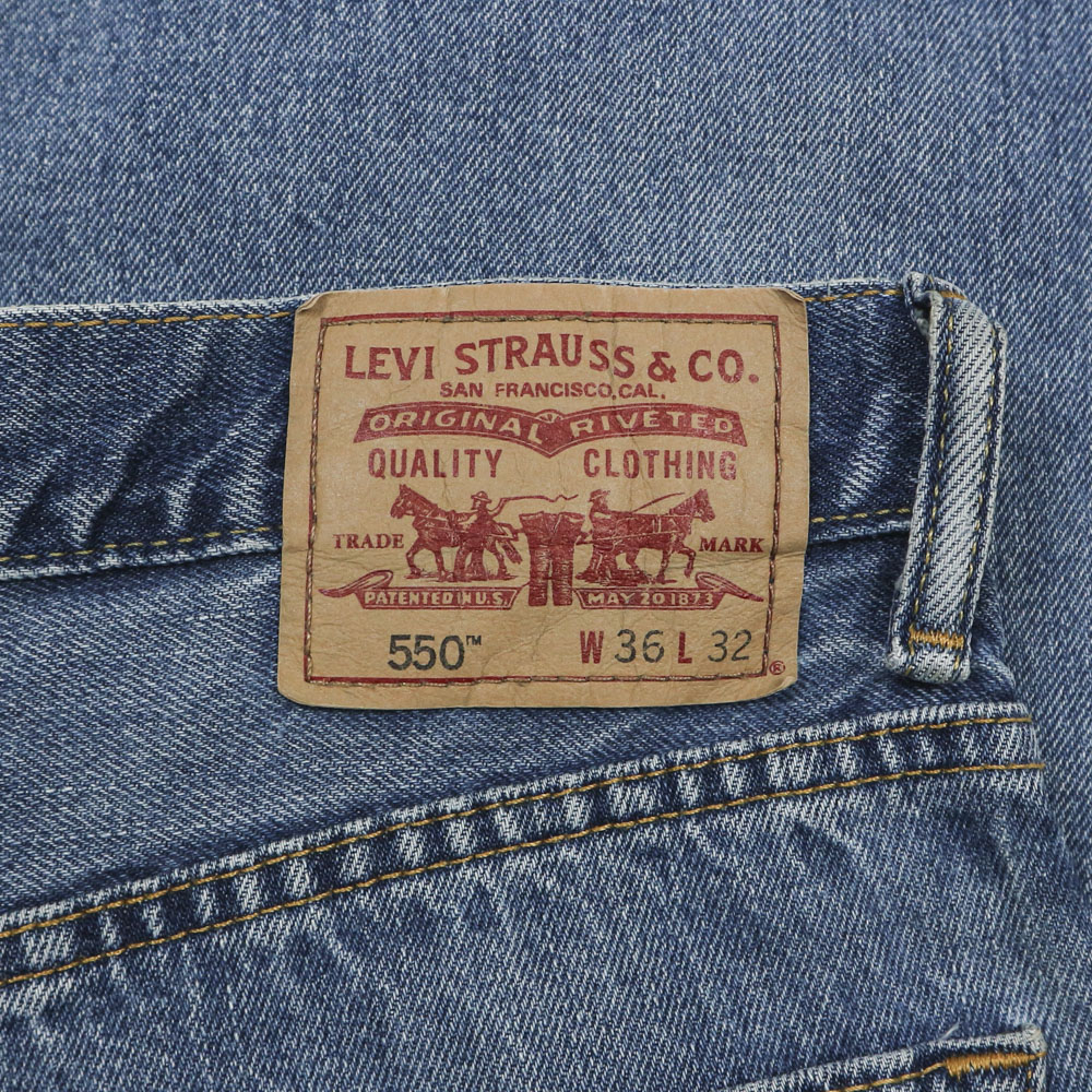 2010s Levi's 550 Denim Jeans Size 36