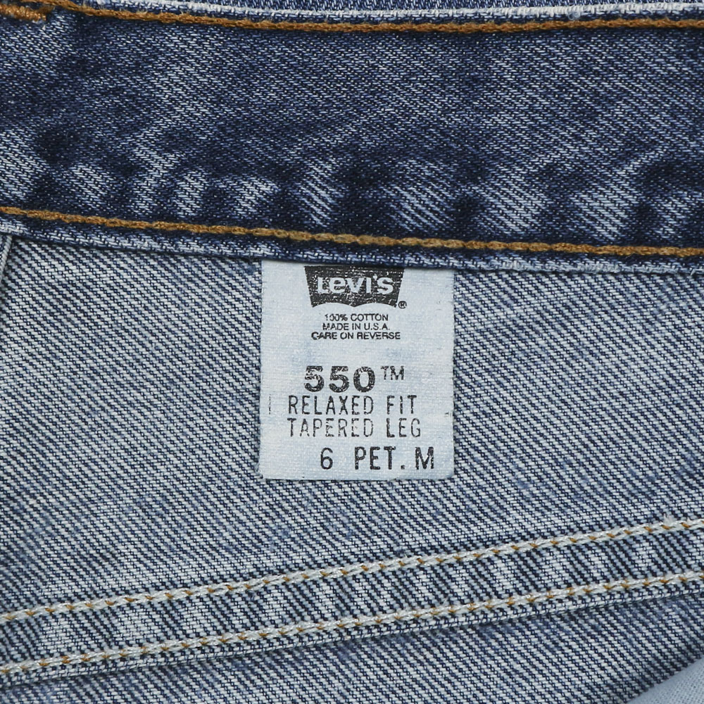 2000s Levi's 550 Made in USA Jeans Women Size 27