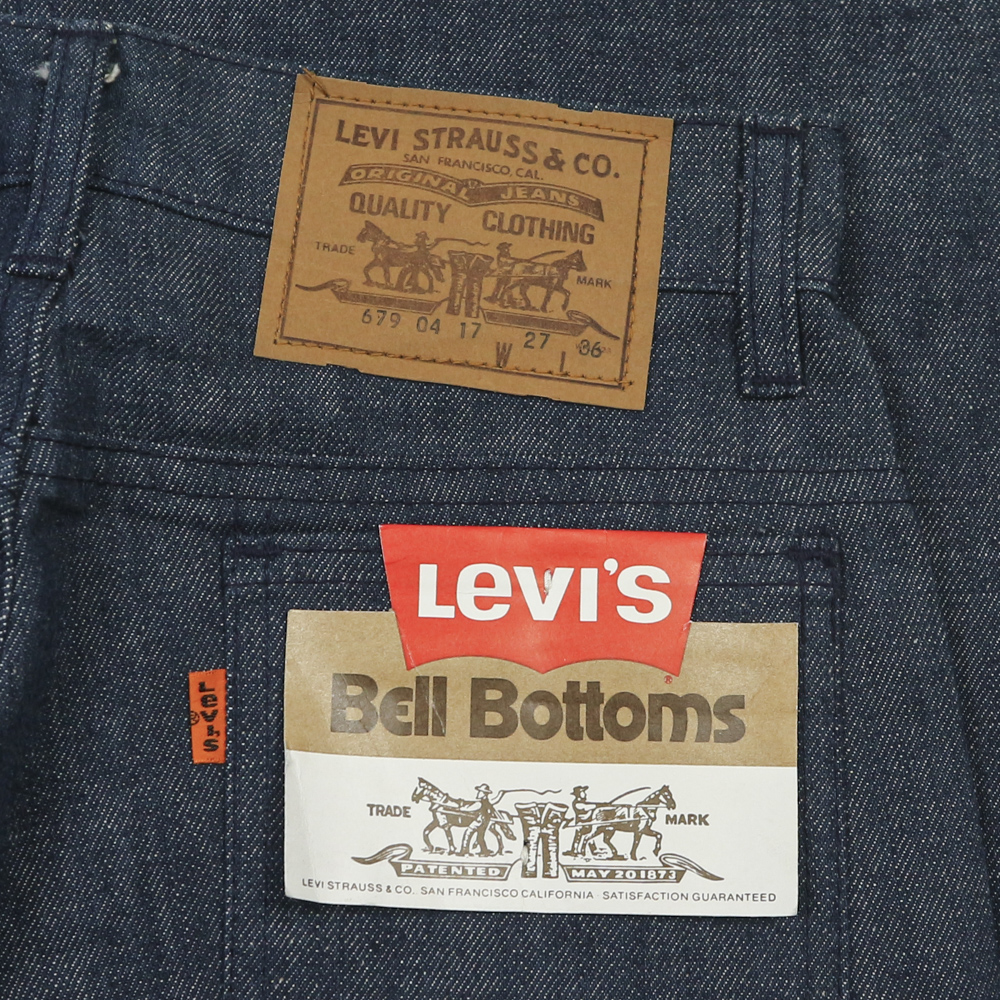 Vintage Deadstock 70s Levi's 679 Bell Bottom Size 27
