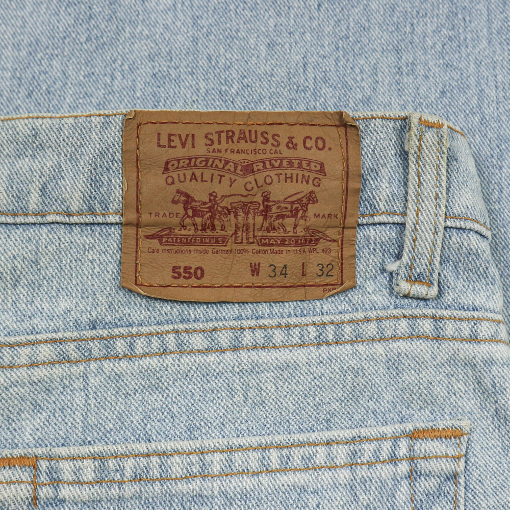 90s Levi's 550 Made in USA Denim Jeans Size 33