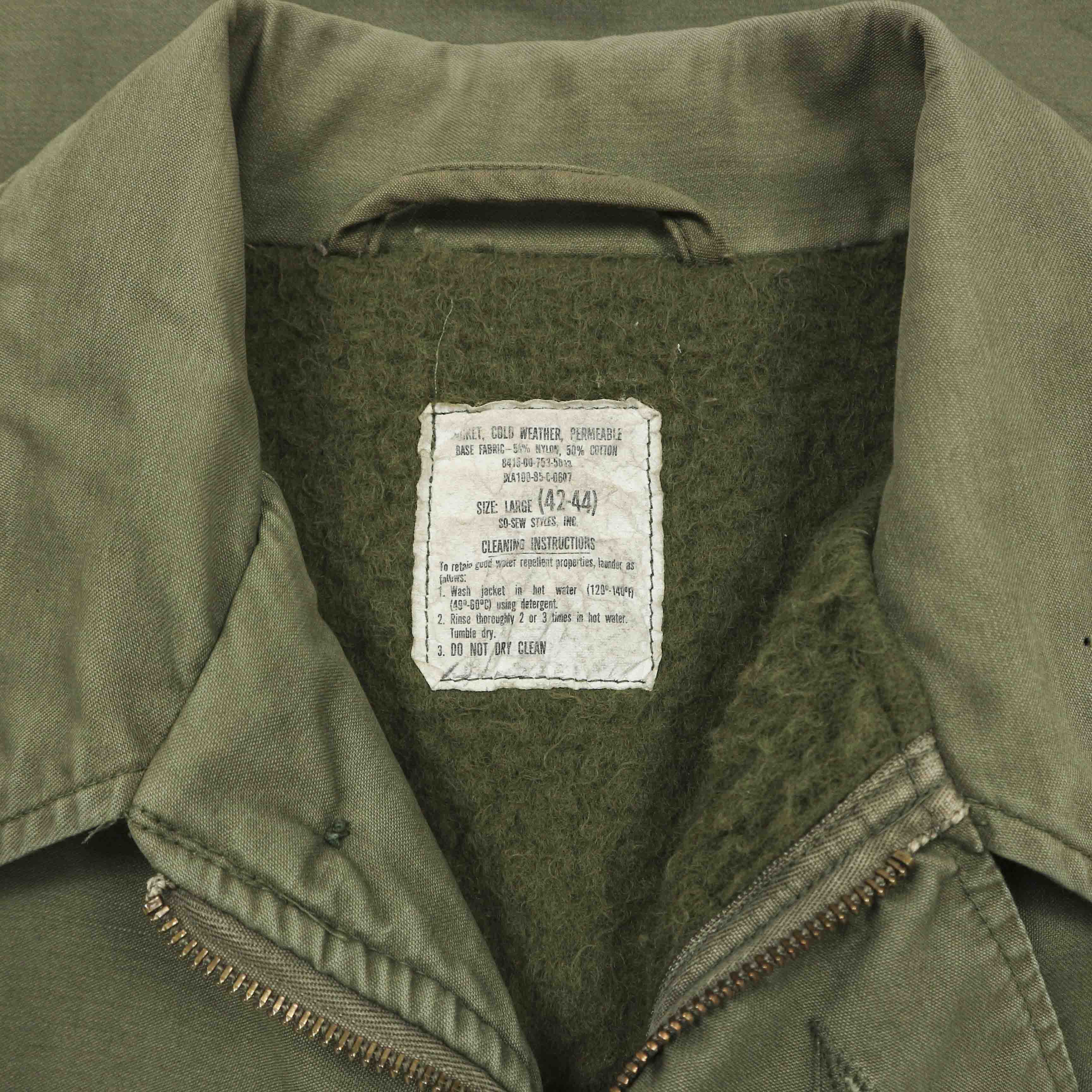 Vintage 80s U.S. Navy A-2 Deck Jacket Size L