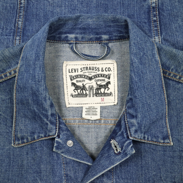 2010s Levi's Trucker Denim Jacket Size M