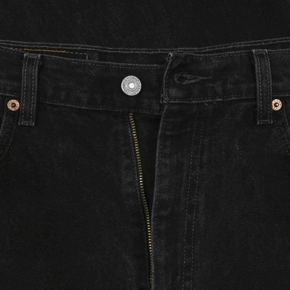 2000s Levi's 550 Black Denim Jeans Size 35