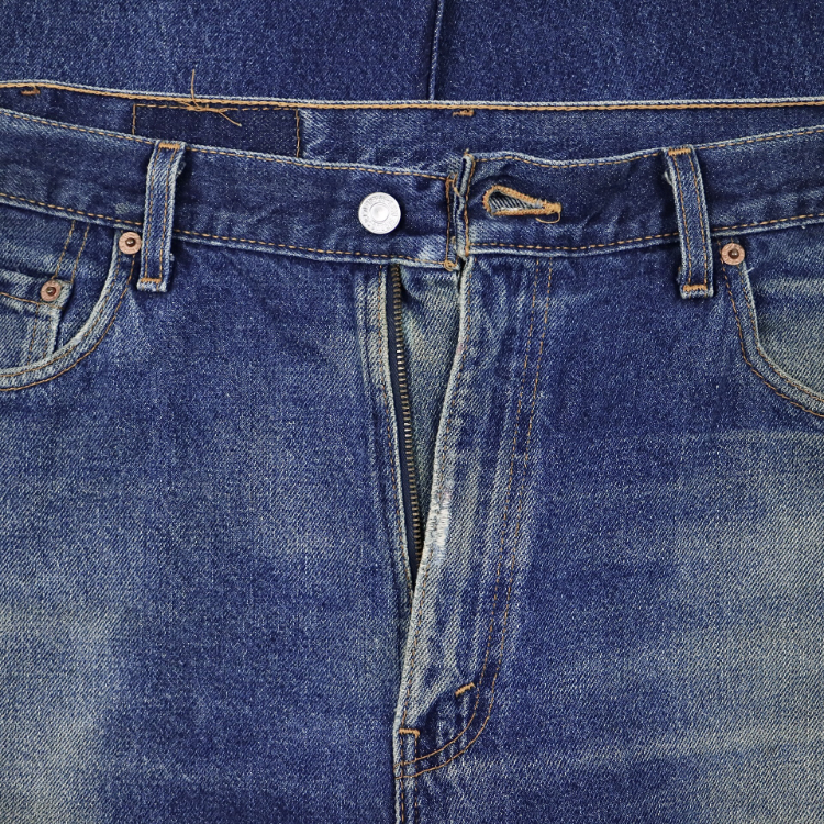 2000s Levi's 505 Made in USA Denim Jeans Size 36