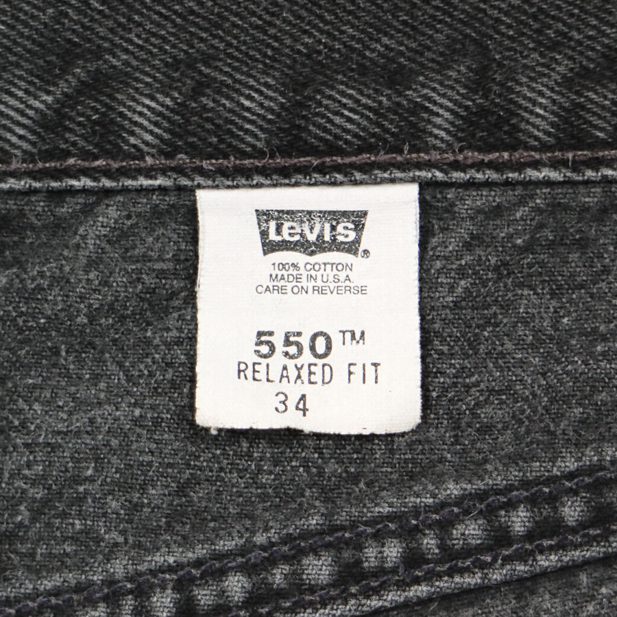 2000s Levi's 550 Made in USA Black Denim Shorts Size 34