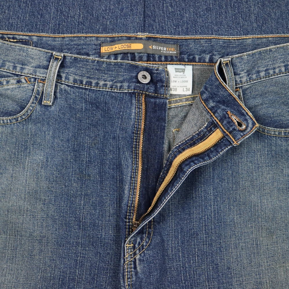 2000s Levi's Silver Tab Loose Denim Jeans 38