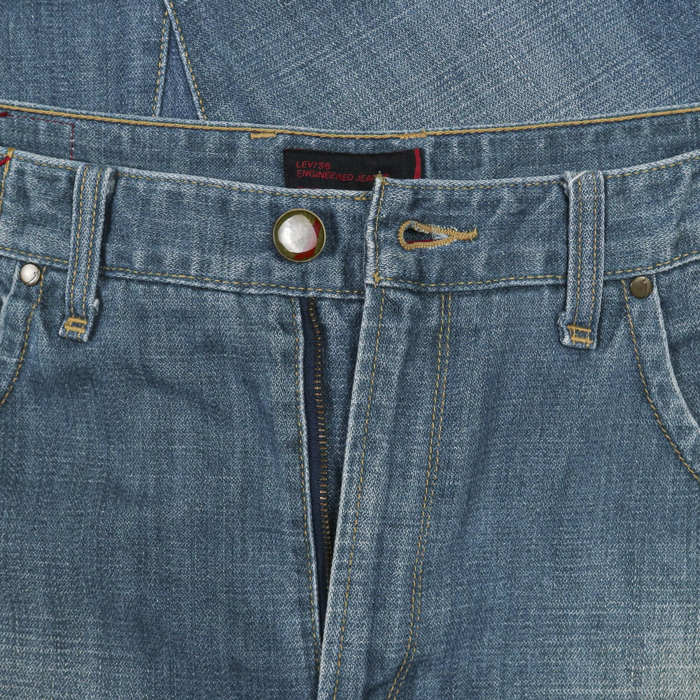 2000s Levi's Denim Engineered Jeans Size 34