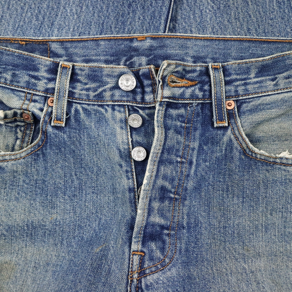 2000s Levi's 501 Denim Jeans 31