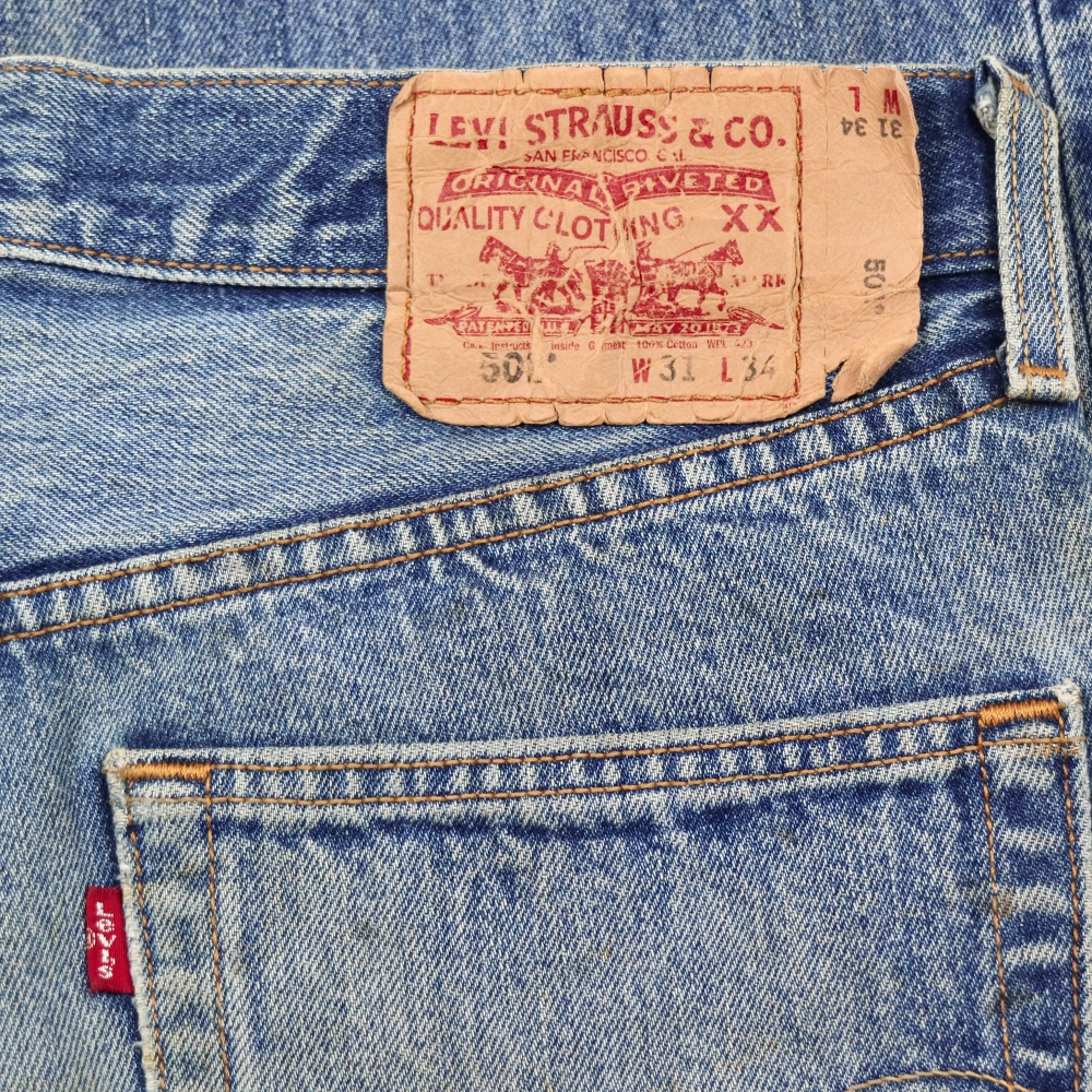 2000s Levi's 501 Denim Jeans 31