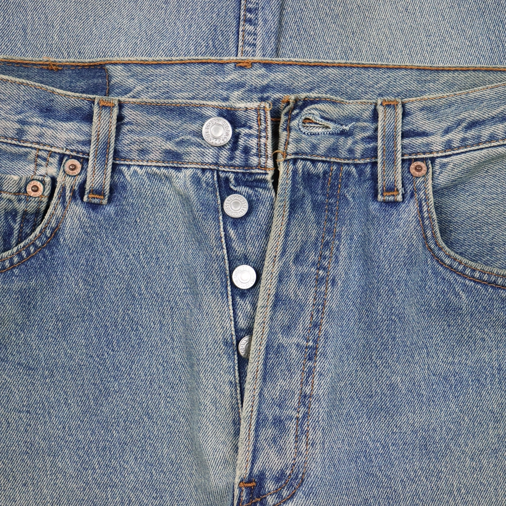 90s Levi's 501 Made in USA Denim Jeans 31