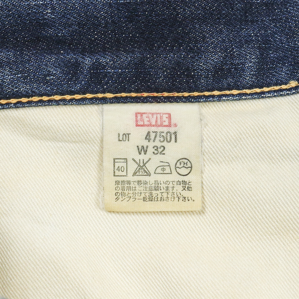 00s Levi’s Vintage Clothing 1947 501 Selvedge Denim Jeans Size 30