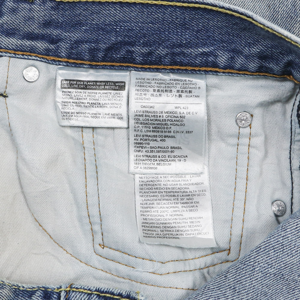 2010s Levi's 505 Denim Jeans Size 35