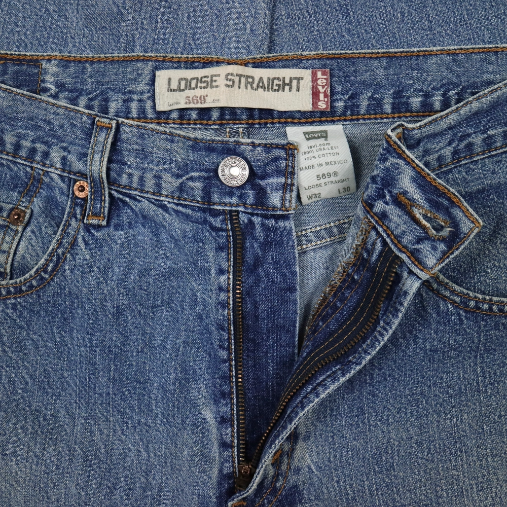 2000s Levi's 569 Denim Jeans Size 32