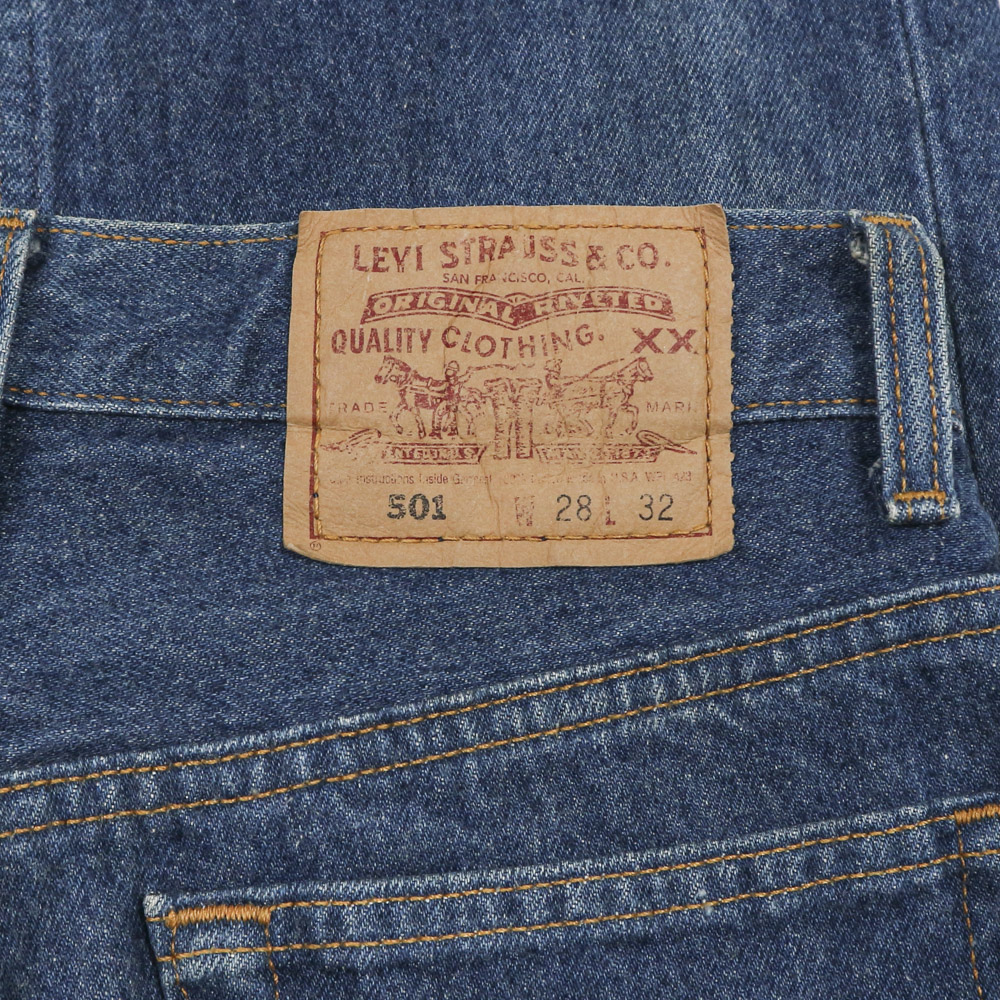 90s Levi's 501 Made in USA Denim Jeans Size 27