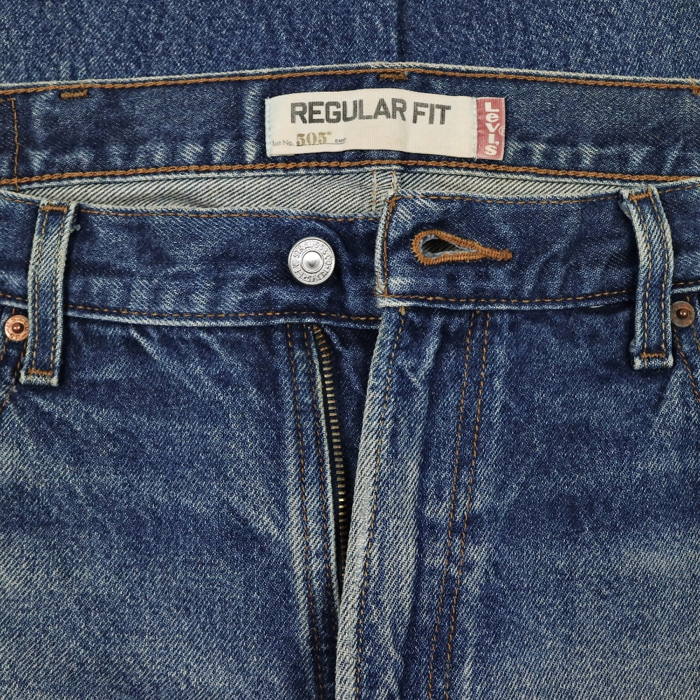 2000s Levi's 505 Denim Jeans Size 38