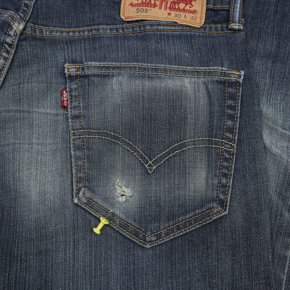 2010s Levi's 505 Stretch Denim Jeans Size 30